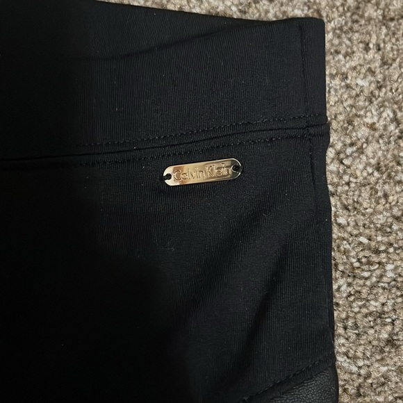 Calvin Klein size L beautiful stretch leggings - Picture 2 of 7